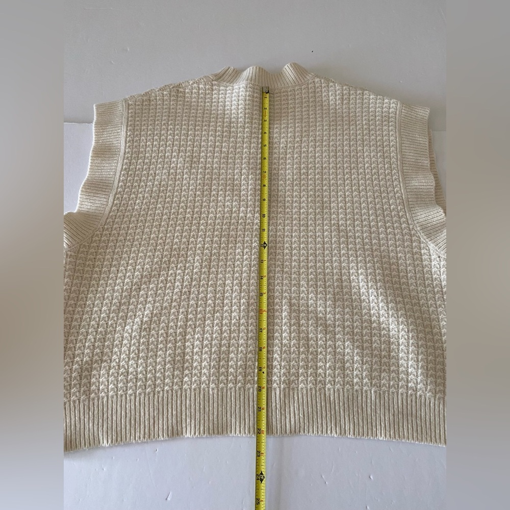Wanger Women’s Knit Wool Sleeveless Pullover Sweater Vest Size M Oversized Fit - Picture 8 of 8